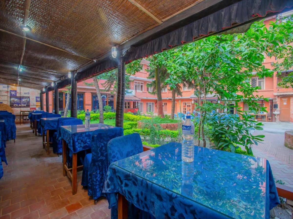 Hotel Sweet Home Bhatgoan Buitenkant foto