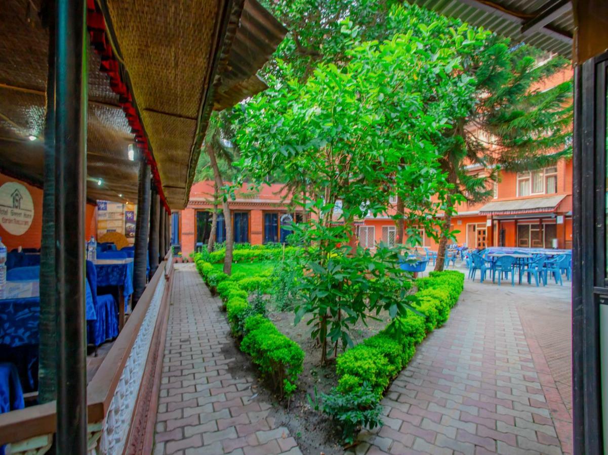 Hotel Sweet Home Bhatgoan Buitenkant foto