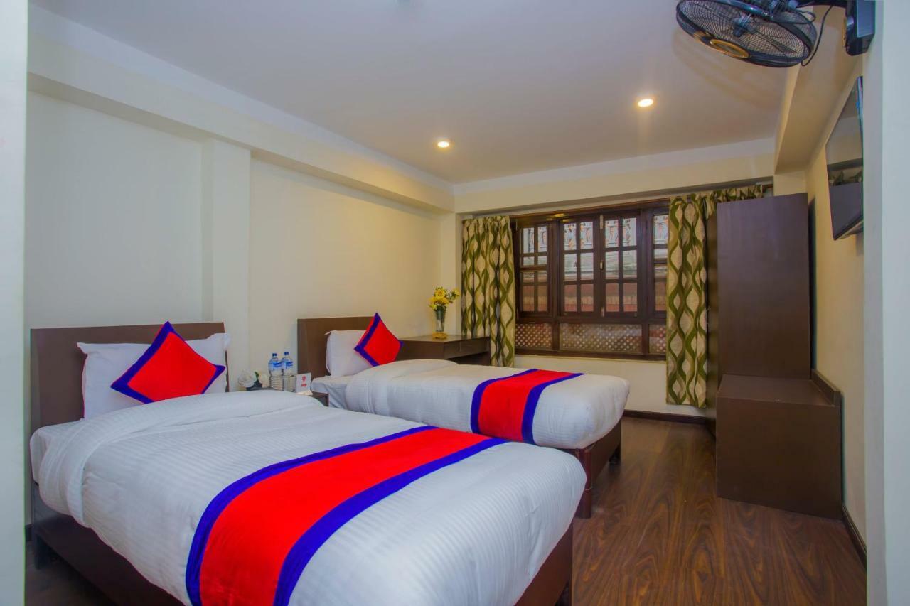 Hotel Sweet Home Bhatgoan Buitenkant foto